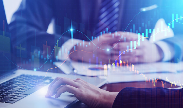 「薪酬管理咨詢」縮編與漲薪，2023人才選用更嚴格！