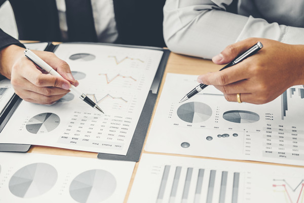 集團管控中的財務管理：策略、風險與內(nèi)部控制