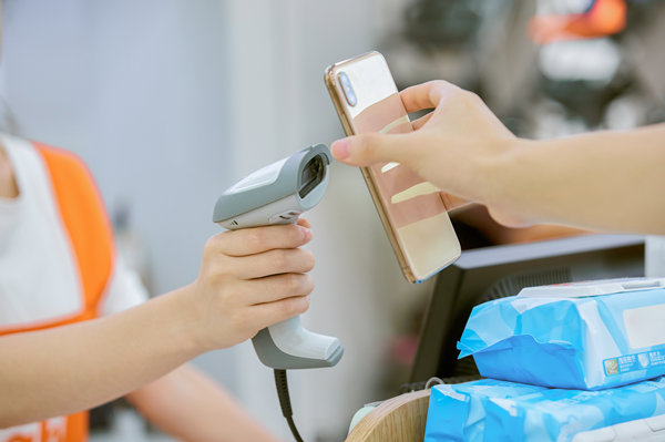 品牌個(gè)性化：打造獨(dú)特的品牌個(gè)性，吸引目標(biāo)受眾