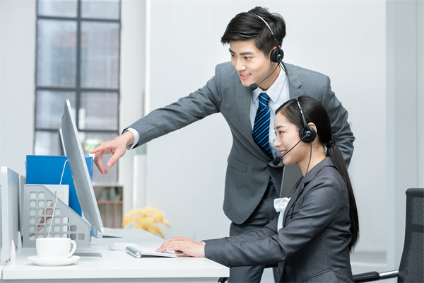 質(zhì)量導(dǎo)向的績(jī)效管理：關(guān)注質(zhì)量，提升產(chǎn)品和服務(wù)水平