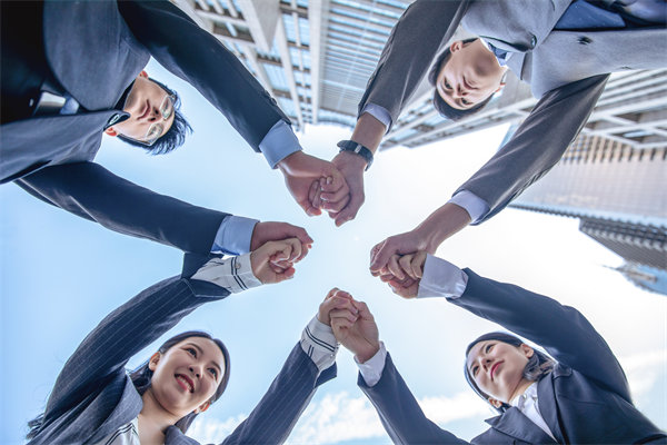 深化集團(tuán)協(xié)同合作，提升管控效能，開(kāi)創(chuàng)發(fā)展新篇章