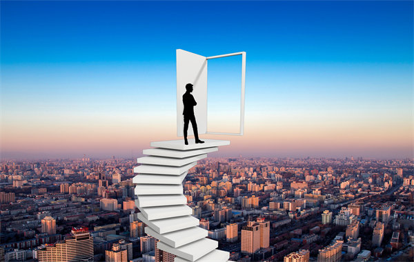 創(chuàng)新組織規(guī)劃模式，構(gòu)建未來導(dǎo)向的企業(yè)發(fā)展藍(lán)圖