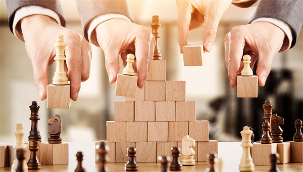 集團(tuán)管控中的戰(zhàn)略協(xié)同，推動(dòng)企業(yè)持續(xù)增長與發(fā)展