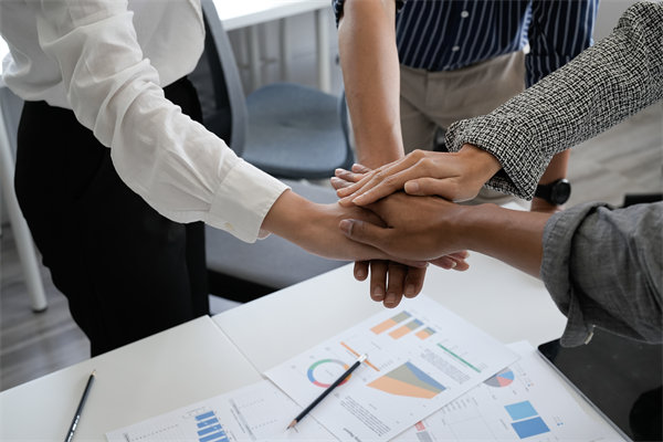 跨國企業(yè)薪酬設(shè)計挑戰(zhàn)：如何跨越地域差異？