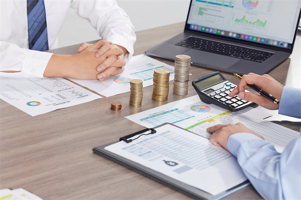 企業(yè)管理固化提升空間有限，如何進(jìn)行商業(yè)重組突圍？