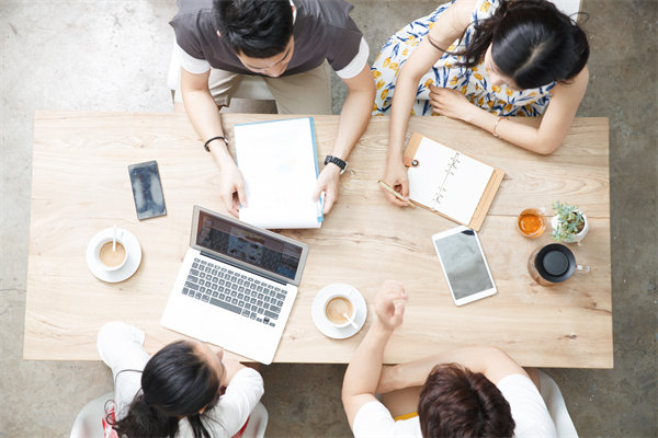 員工福利創(chuàng)新：哪些非貨幣激勵(lì)能顯著提升員工忠誠度？