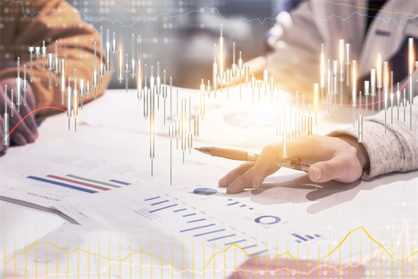 風(fēng)險(xiǎn)與機(jī)遇并存：年度經(jīng)營計(jì)劃中的應(yīng)對(duì)策略是什么？