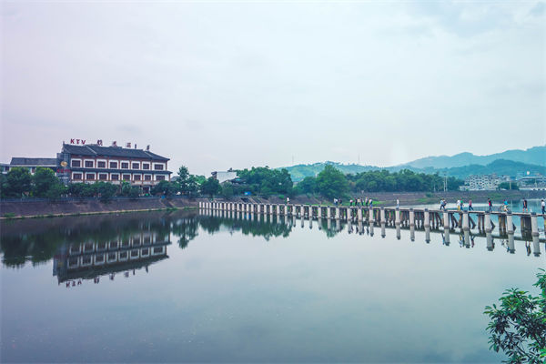 溫州戰(zhàn)略咨詢公司如何助力企業(yè)精準定位市場？