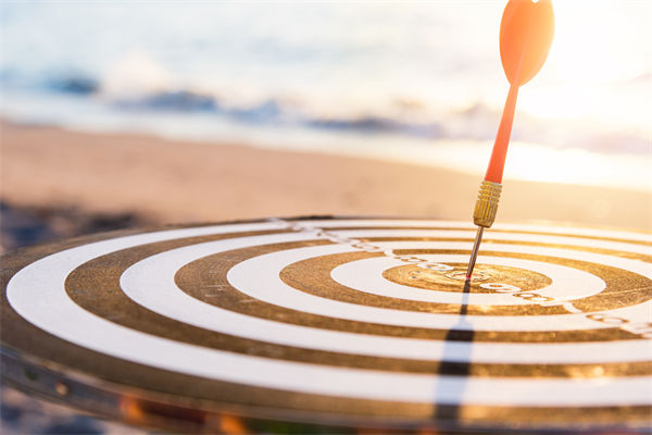 面對復(fù)雜市場環(huán)境，管理咨詢?nèi)绾屋o助精準定位市場？