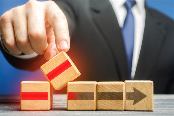 精益管理實(shí)施中，如何確保持續(xù)改進(jìn)機(jī)制的有效運(yùn)行？