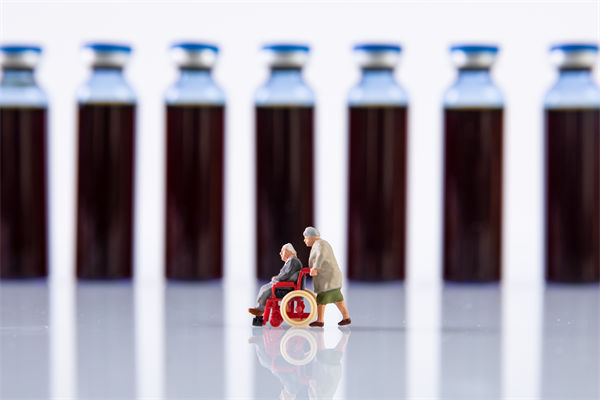 為啥有些老人沉迷購買保健品？對品牌營銷有何啟示？