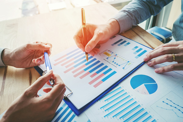 薪酬績(jī)效數(shù)據(jù)如何收集與分析，為決策提供支撐？