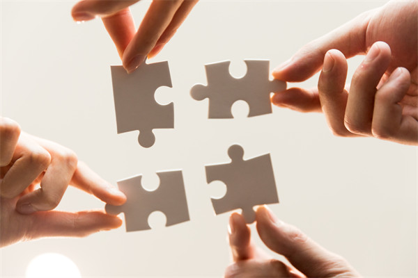 集團(tuán)管控失效，資源錯配，在競爭中只能節(jié)節(jié)敗退！