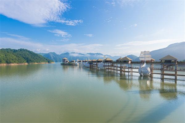 麗水戰(zhàn)略咨詢公司如何為企業(yè)量身定制破局發(fā)展戰(zhàn)略？