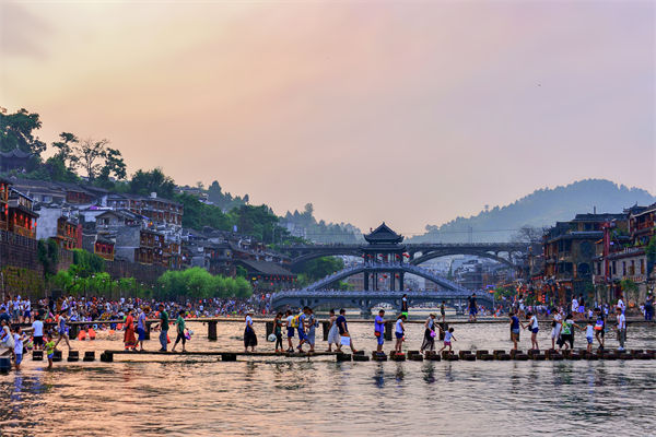 出行熱、消費(fèi)旺、體驗(yàn)新，品牌營銷如何在假期發(fā)力？