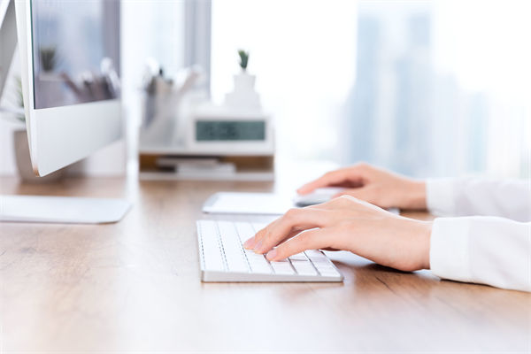 企業(yè)文化理念懸浮空中，如何讓價值觀真正落地生根？