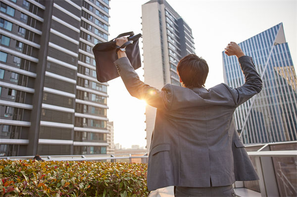 企業(yè)文化分析：為什么越來(lái)越多年輕人愛(ài)上丑娃娃？