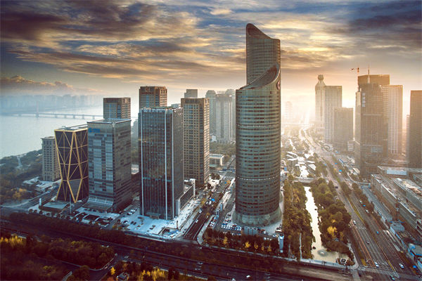 市場(chǎng)突變計(jì)劃失效，年度計(jì)劃如何靈活應(yīng)對(duì)突發(fā)情況？