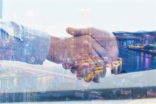 市場突變沖垮計劃，如何構(gòu)建滾動調(diào)整的動態(tài)校準(zhǔn)機(jī)制？