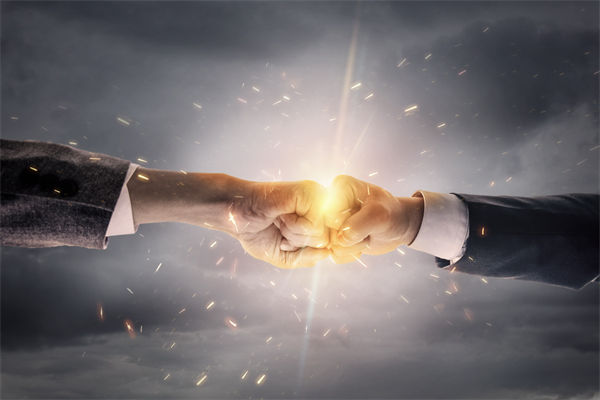 文化手冊寫滿崇高理念，基層執(zhí)行為何總唱反調(diào)？