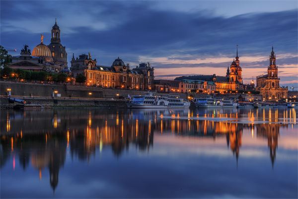 關(guān)聯(lián)企業(yè)戰(zhàn)略分析：一個(gè)小縣城攬到了德國(guó)電動(dòng)車(chē)生意