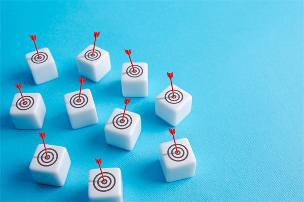 白酒遇冷，集體“降度”，關(guān)聯(lián)企業(yè)有何營(yíng)銷(xiāo)啟示？