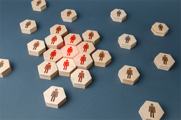 集團(tuán)管控越管越亂？根源在這五個(gè)被忽視的底層邏輯！