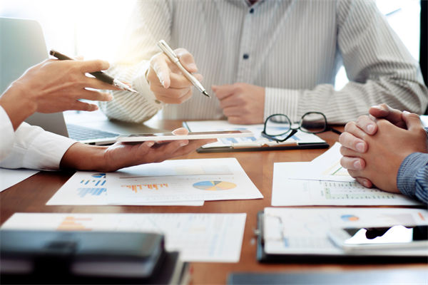 團(tuán)隊(duì)積極性持續(xù)低迷，薪酬咨詢能否撬動(dòng)深層動(dòng)力？