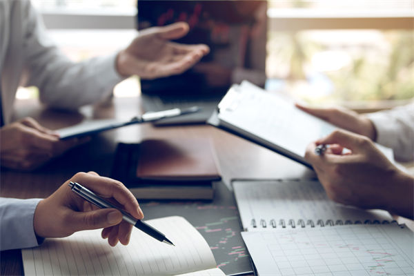 追求短期績效狂歡，企業(yè)正在付出哪些隱性代價(jià)？