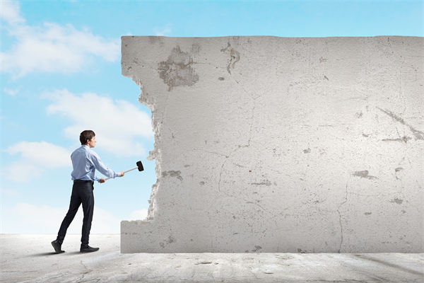 部門壁壘固化協作失靈，戰(zhàn)略推進處處受阻怎么解？