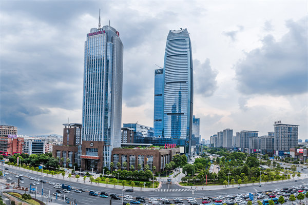 集團子公司各自為戰(zhàn)內(nèi)耗嚴重，東莞集團管控咨詢公司能協(xié)助解決嗎？