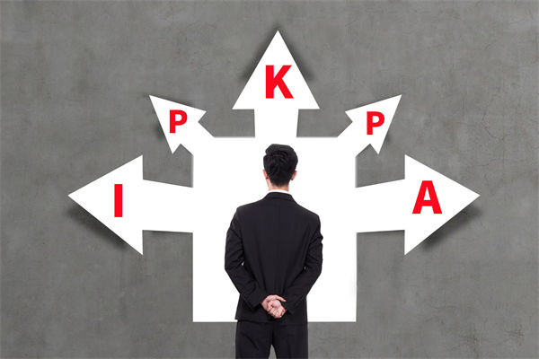 看似精細(xì)的績(jī)效體系，為何反而拖慢了團(tuán)隊(duì)的腳步？