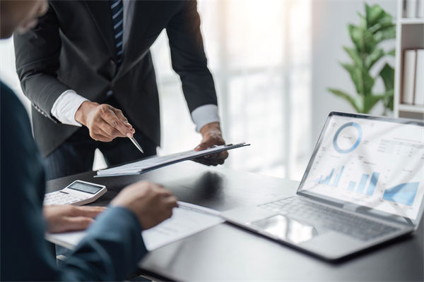 戰(zhàn)略咨詢公司，如何助力企業(yè)設(shè)計(jì)并落地商業(yè)模式？