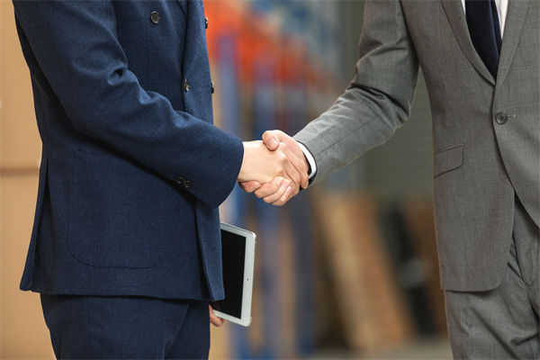 精益生產(chǎn)管理咨詢公司，能幫工廠減少浪費(fèi)降成本嗎？